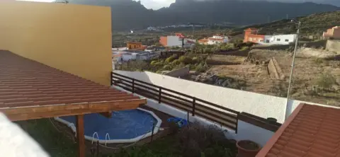 Casa adosada en calle San Isidro las Manchas
