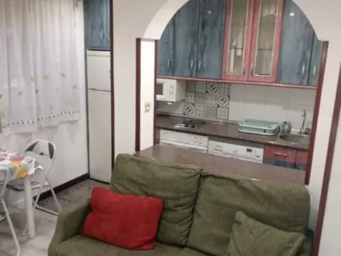 Estudio en Universidad-Los Lirios