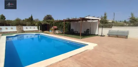 Chalet en Torralba
