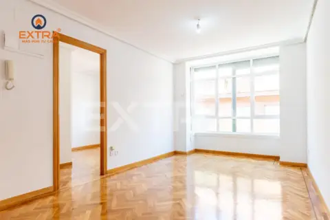Piso en calle de Pinos Baja