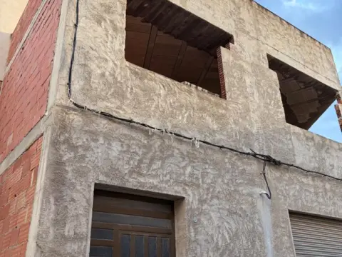 Edificio en Torreaguera