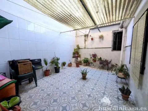 Piso en calle del Obispo Álvarez Lara