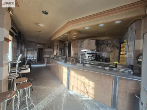 Local comercial en Altozano