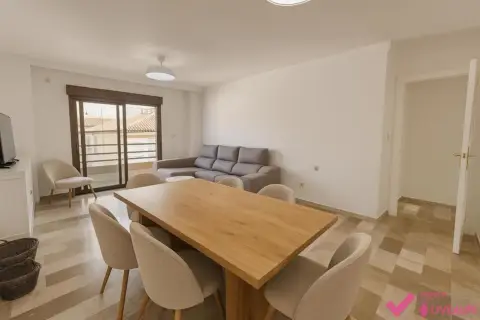 Piso en calle del Mirlo