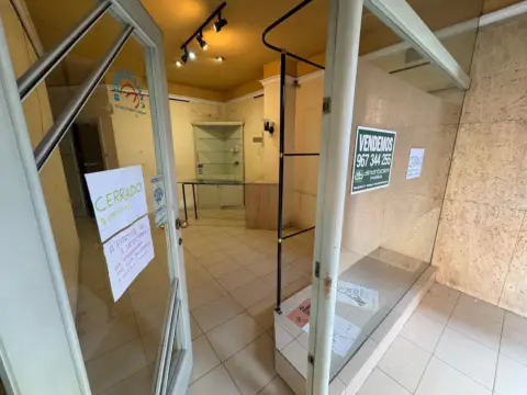 Local comercial en calle de la Virgen de Belén