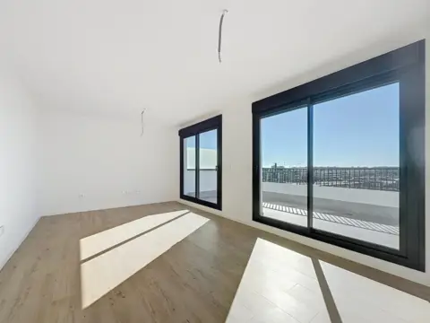 Piso en Los Guindos-Parque Mediterraneo-Santa Pa