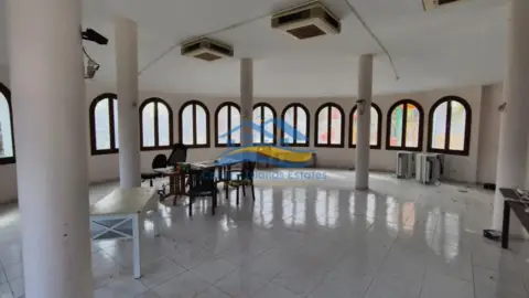 Local comercial en calle Maxorata