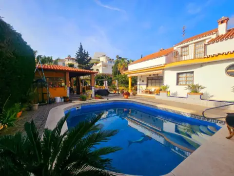 Chalet en Avenida de la Yedra