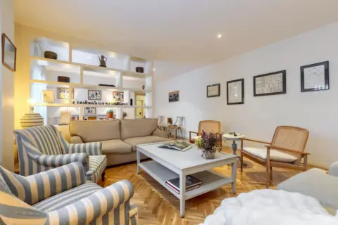 Piso en calle de Acamar