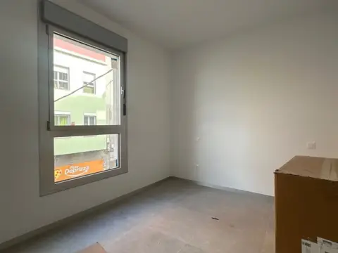 Piso en calle Lujan Perez, 13