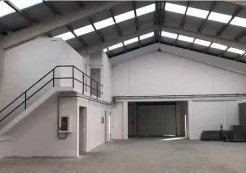 Nave industrial en calle General Tf1