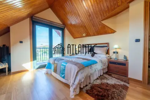 Chalet en Camino de la Ameixeira, 2