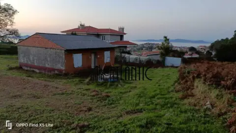 Casa en calle del Rouxo