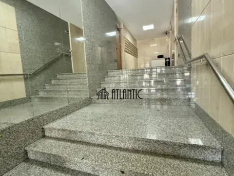 Oficina en calle Coruña