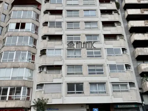 Piso en calle de Venezuela, 8