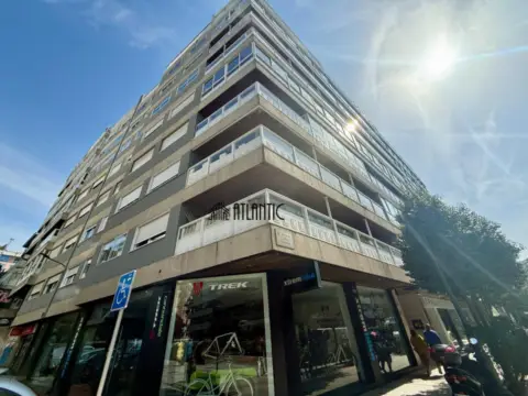 Ático en Avenida das Camelias, 49