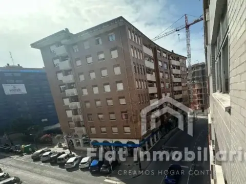Piso en calle de la Ronda, 5