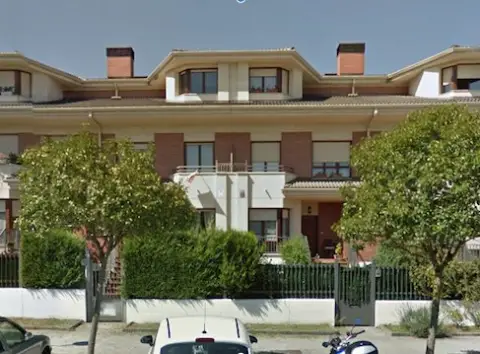 Chalet en Alameda de Antso Estegiz