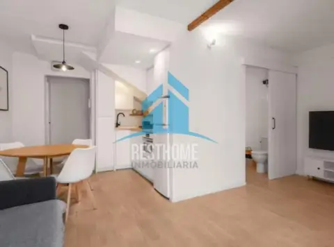 Apartamento en Plaza de la Isla de los Pensamientos