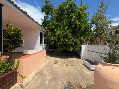 Chalet en La Vega - Marenyet