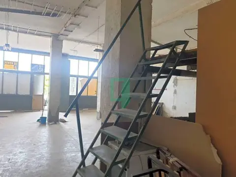 Local comercial en calle de Zalatambor