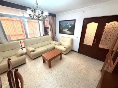 Piso en Barriada - Corte Inglés
