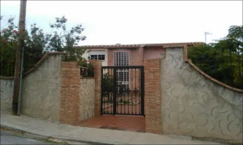 Chalet en Urbanizacion Benadresa