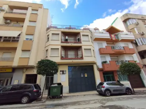 Ático en Paseo de la Estación, 35