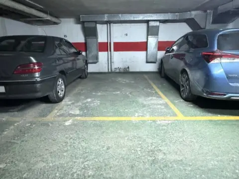 Garaje en Paseo de la Constitución, 19