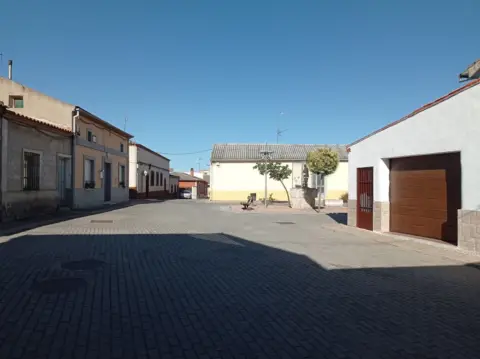 Casa adosada en calle de Cuesta, 1