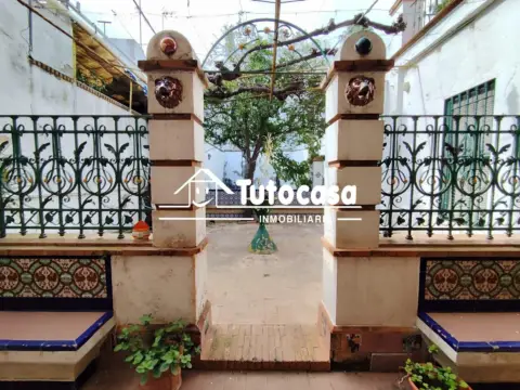 Casa en calle de Manuel de Falla