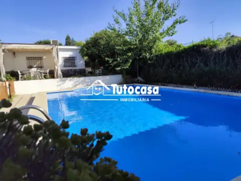 Chalet en calle del Castillo de la Mota