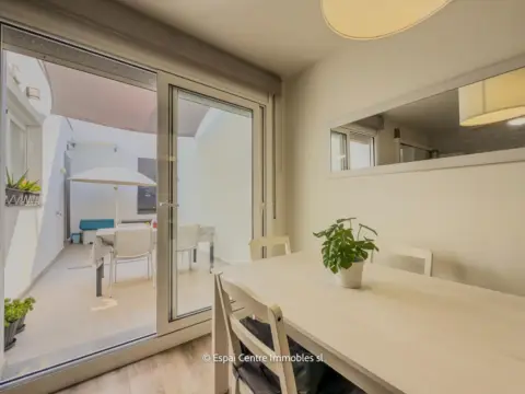 Casa adosada en Carrer de Concepción Arenal