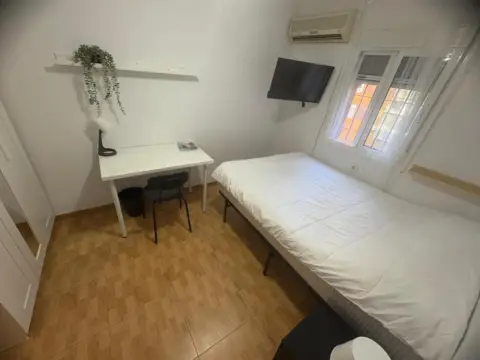 Habitación en calle Victoria Domínguez Cerrato