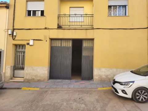 Nave industrial en calle de Juan Sebastián Elcano, 7