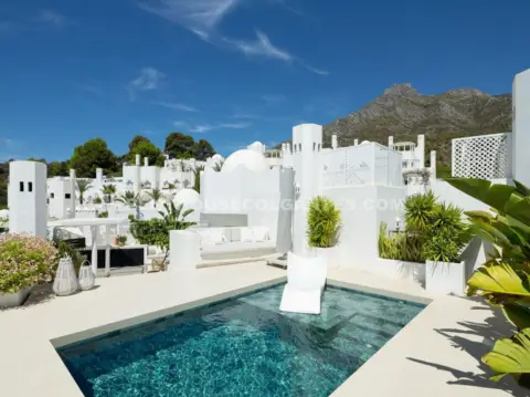 Dúplex en Urbanización Marbella Hill Club