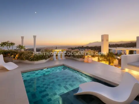 Dúplex en Urbanización Marbella Hill Club