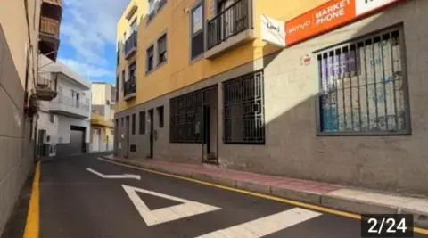 Piso en calle Llano Mora