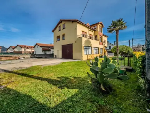 Casa en calle de Santander