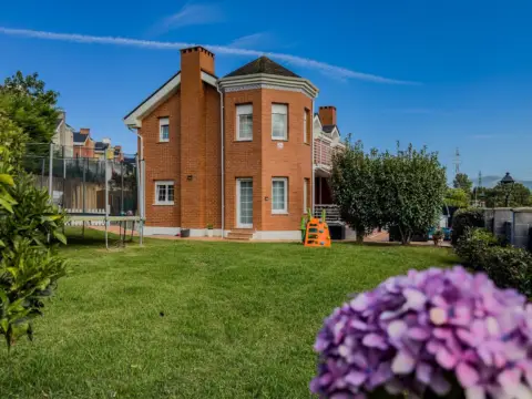 Casa en calle Rebollar