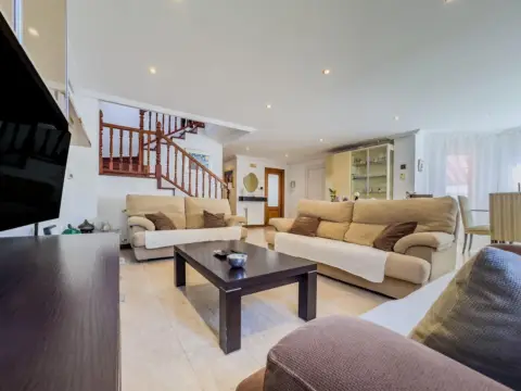 Casa en calle Rebollar