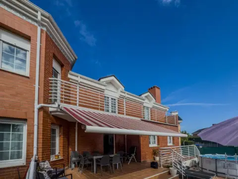 Casa en calle Rebollar