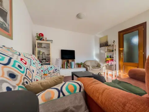 Piso en calle Hoznayo-Sierra