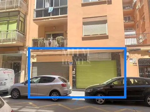 Local comercial en calle Pinzón