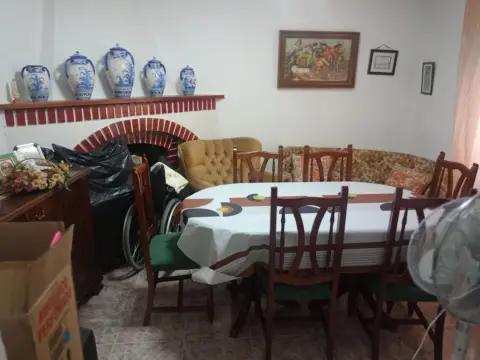 Casa adosada en Otero