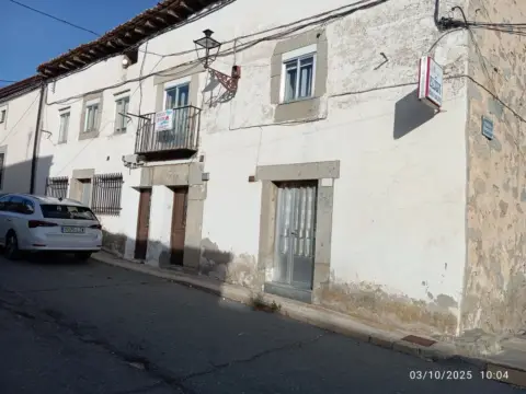 Casa adosada en calle de Bonifacio Blas