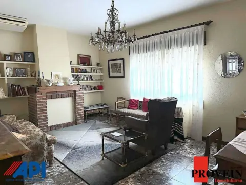 Piso en Ronda del Pozo Nuevo, 19