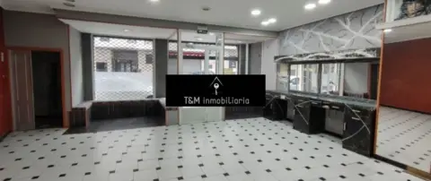 Local comercial en Avenida de Portugal