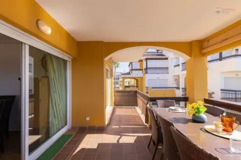 Piso en Avenida Medina Azahara