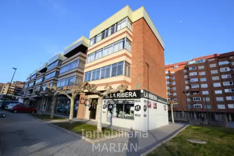 Local comercial en calle del Duero